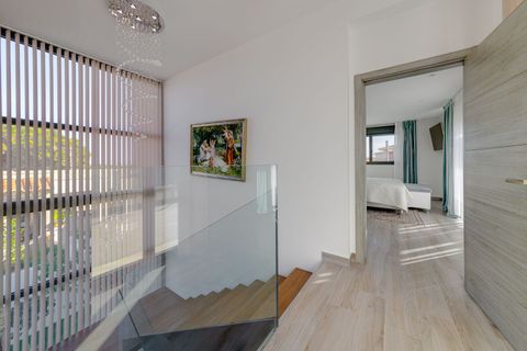 Villa i Torrevieja, Alicante, Torrevieja - € 1.250.000 | Ref: C-1165 - foto 28