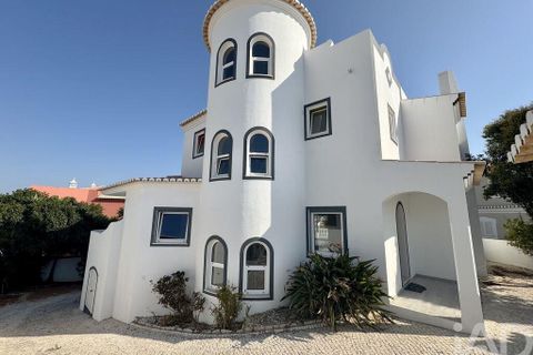 Byhus i Lagos, Faro, Lagos - € 1.250.000 | Ref: 151056 - foto 1