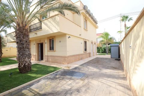 Villa em Cabo Roig, Alicante, Cabo Roig - € 990.000 | Ref: 12871 - foto 34