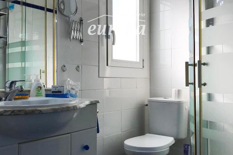 Villa a Roses, Gerona, Roses - € 320.000 | Ref: 2354 - foto 14