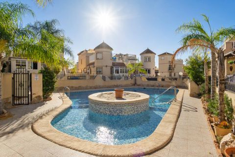 Villa i Playa Flamenca, Alicante, Playa Flamenca - € 349.990 | Ref: ks4443 - foto 27
