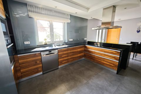 Farm hus i Viana do Castelo, Viana do Castelo, Viana do Castelo - € 395.000 | Ref: MUJ09102025 - foto 12