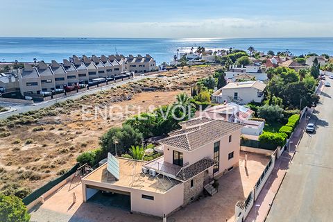 Villa a El Campello, Alicante, El Campello - € 1.250.000 | Ref: W-025E4J - foto 2