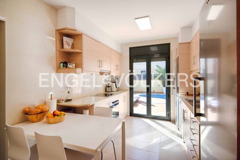 Villa i Empuriabrava, Gerona, Empuriabrava - € 490.000 | Ref: W-0471D5 - foto 6