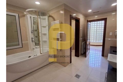 Villa i Belas, Lisbon, Belas - € 2.100.000 | Ref: PB2025476 - foto 13