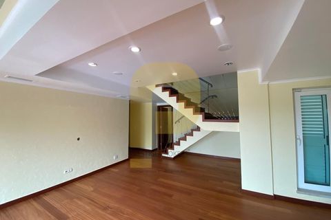 Villa i Belas, Lisbon, Belas - € 2.100.000 | Ref: PB2025476 - foto 16