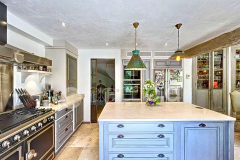 Villa i Valbonne, Alpes-Maritimes, Valbonne - € 2.690.000 | Ref: 85645880 - foto 11