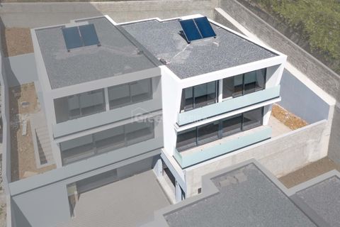 Villa i Funchal, Madeira, Funchal - € 650.000 | Ref: 25-1078 - foto 2