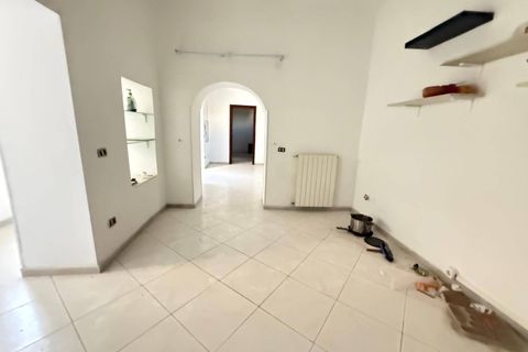 Lejlighed i Caserta, Caserta, Caserta - € 80.000 | Ref: 2V48 - foto 3