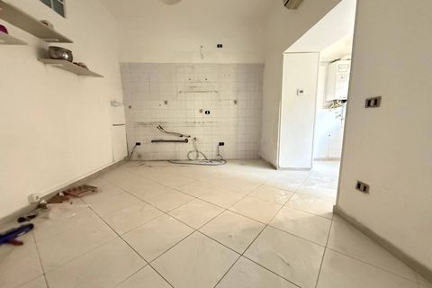 Lejlighed i Caserta, Caserta, Caserta - € 80.000 | Ref: 2V48 - foto 4