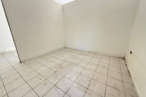 Lejlighed i Caserta, Caserta, Caserta - € 45.000 | Ref: 2V47 - foto 10