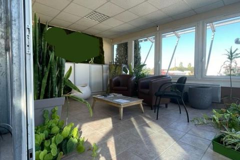 Erhvervsejendom i Limoges, Haute-Vienne, Limoges - € 324.000 | Ref: 6900410039 - foto 1