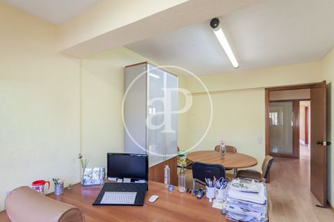 Villa i Madrid, Madrid, Madrid - € 1.850.000 | Ref: VMO2510005 - foto 31