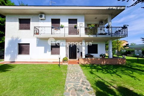 Villa a Mesero, Milan, Mesero - € 362.000 | Ref: Villa con due appartamenti, via 2 Giugno 6, Mesero - foto 2