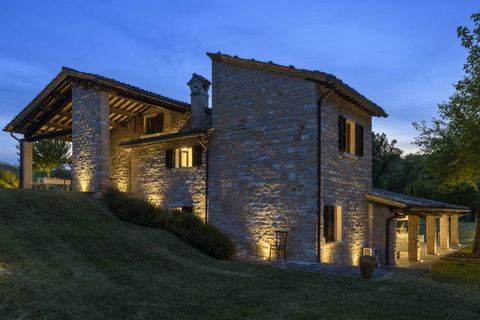 Landejendom i Cagli, Pesaro and Urbino, Cagli - € 1.100.000 | Ref: CBI160-2553-138 - foto 25