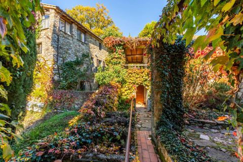Villa a Cortona, Arezzo, Cortona - € 1.490.000 | Ref: CBI160-2553-140 - foto 13
