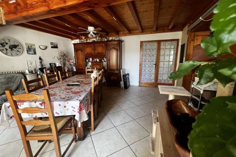 Villa a Mirambeau, Charente-Maritime, Mirambeau - € 234.750 | Ref: PSO4267 - foto 11