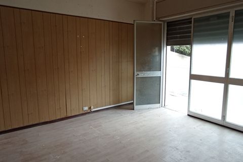 Erhvervsejendom i Ragusa, Ragusa, Ragusa - € 40.000 | Ref: LC076 - foto 2