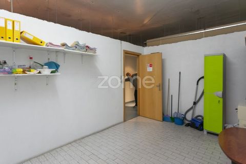 Erhvervsejendom i Oliveira do Douro, Porto, Oliveira do Douro - € 199.500 | Ref: ZMPT581751 - foto 18