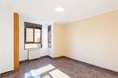Villa a Utiel, Valencia, Utiel - € 133.000 | Ref: 6da0d4ee-ac66-4a54-b - foto 17