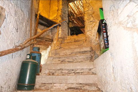Villa i Bagnone, Massa and Carrara, Bagnone - € 60.000 | Ref: 622B-616892 - foto 32