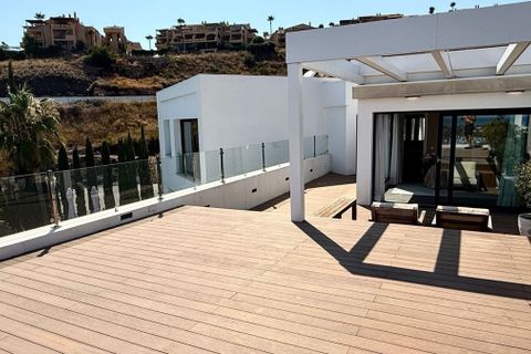Villa a El Paraiso, Malaga, El Paraiso - € 2.950.000 | Ref: DPIe18688 - foto 40