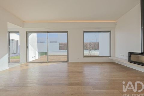 Byhus i Almada, Setubal, Almada - € 749.000 | Ref: 729726 - foto 10