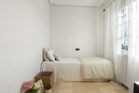 Villa i Playa Flamenca, Alicante, Playa Flamenca - € 350.000 | Ref: 26-195398761862/71654 - foto 15