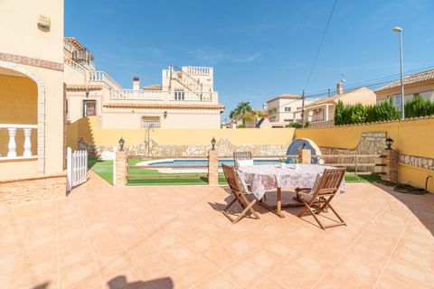 Villa i Playa Flamenca, Alicante, Playa Flamenca - € 350.000 | Ref: 26-195398761862/71654 - foto 22