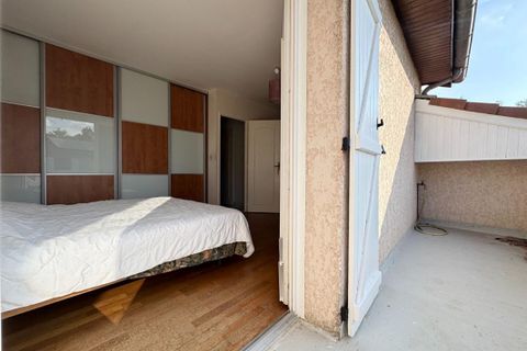 Villa i Chassieu, Rhone, Chassieu - € 630.000 | Ref: 423135NNOV - foto 13