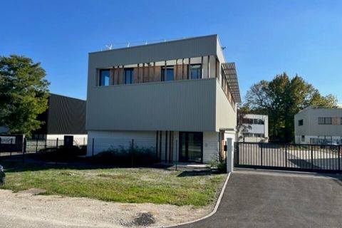 L'establiment comercial a Gradignan, Gironde, Gradignan - € 78.000/mes | Ref: 33_1109-MD - foto 4