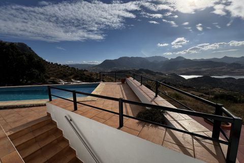 Country house in El Gastor, Cadiz - photo 1