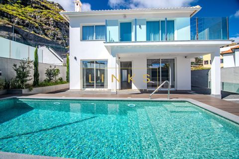 Villa i Machico, Madeira, Machico - € 1.225.000 | Ref: LH-701-2025 - foto 1