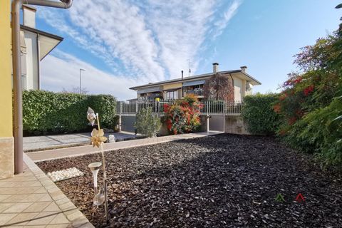 Rækkehus i Cordenons, Pordenone, Cordenons - € 329.000 | Ref: 2283-021 - foto 19