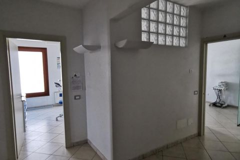 Erhvervsejendom i Cordenons, Pordenone, Cordenons - € 120.000 | Ref: 2330-112 - foto 11