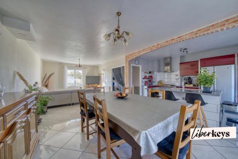 Villa a Saintes, Charente-Maritime, Saintes - € 299.000 | Ref: DOM25079 - foto 7