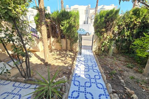 Bungalou a Torrevieja, Alicante, Torrevieja - € 159.000 | Ref: AD2-1855/4147 - foto 2