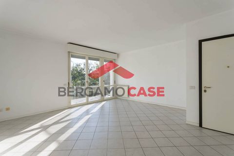 Leilighet i Seriate, Bergamo, Seriate - € 202 000 | Ref: 1976 - foto 2