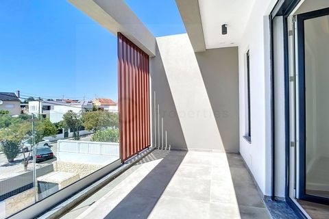 Villa a Almada, Setubal, Almada - € 750.000 | Ref: 10548 - foto 23