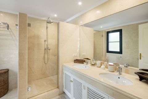 Villa i Benahavis, Malaga, Benahavis - € 2.950.000 | Ref: 43635562-01/6833 - foto 14