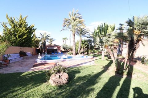 Villa i Torrevieja, Alicante, Torrevieja - € 850.000 | Ref: 741662 - foto 29