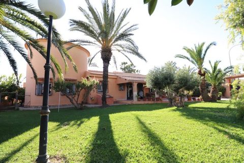 Villa i Torrevieja, Alicante, Torrevieja - € 850.000 | Ref: 741662 - foto 30