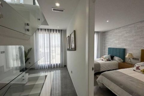 Villa i Torrevieja, Alicante, Torrevieja - € 690.000 | Ref: 741534 - foto 11