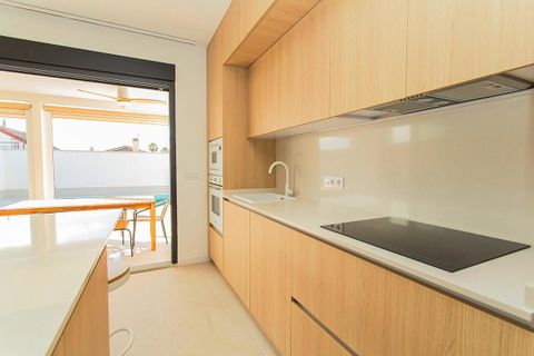 Byhus i Torrevieja, Alicante, Torrevieja - € 499.000 | Ref: 741525 - foto 16