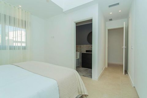 Byhus i Torrevieja, Alicante, Torrevieja - € 499.000 | Ref: 741525 - foto 21