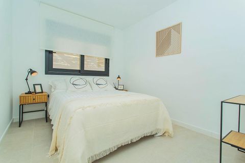Byhus i Torrevieja, Alicante, Torrevieja - € 499.000 | Ref: 741525 - foto 36