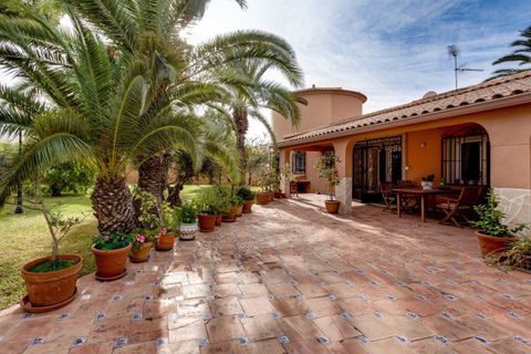 Villa i Torrevieja, Alicante, Torrevieja - € 850.000 | Ref: 741402 - foto 5