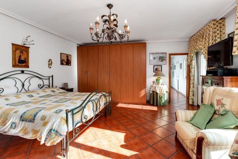 Villa i Torrevieja, Alicante, Torrevieja - € 850.000 | Ref: 741402 - foto 44