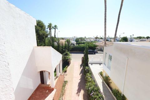 Villa i Orihuela Costa, Alicante, Orihuela Costa - € 699 000 | Ref: 740672 - foto 25