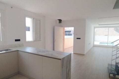 Villa i Torrevieja, Alicante, Torrevieja - € 640.000 | Ref: 742730 - foto 19